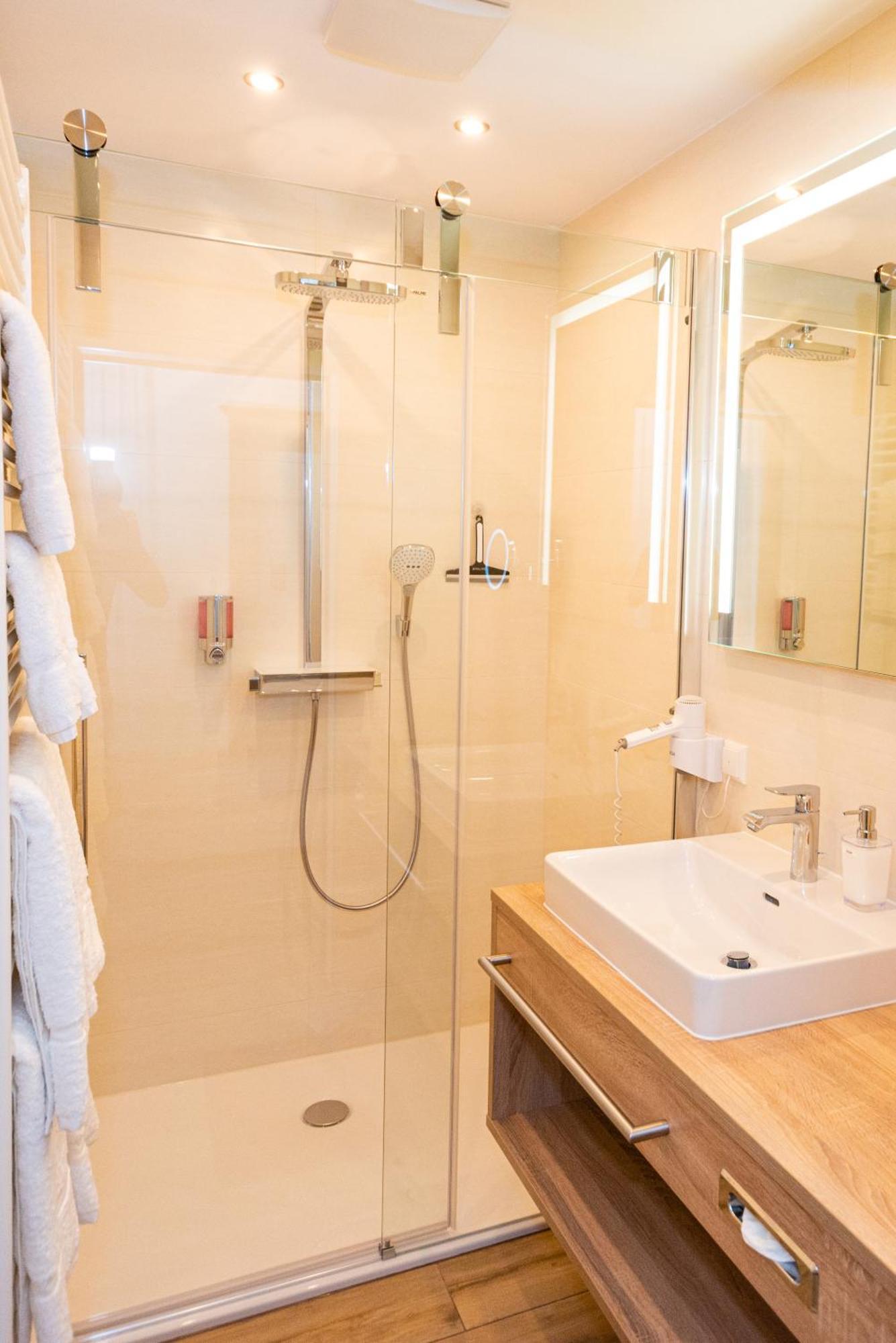 Landhotel Zellerhof لونز أم سي المظهر الخارجي الصورة